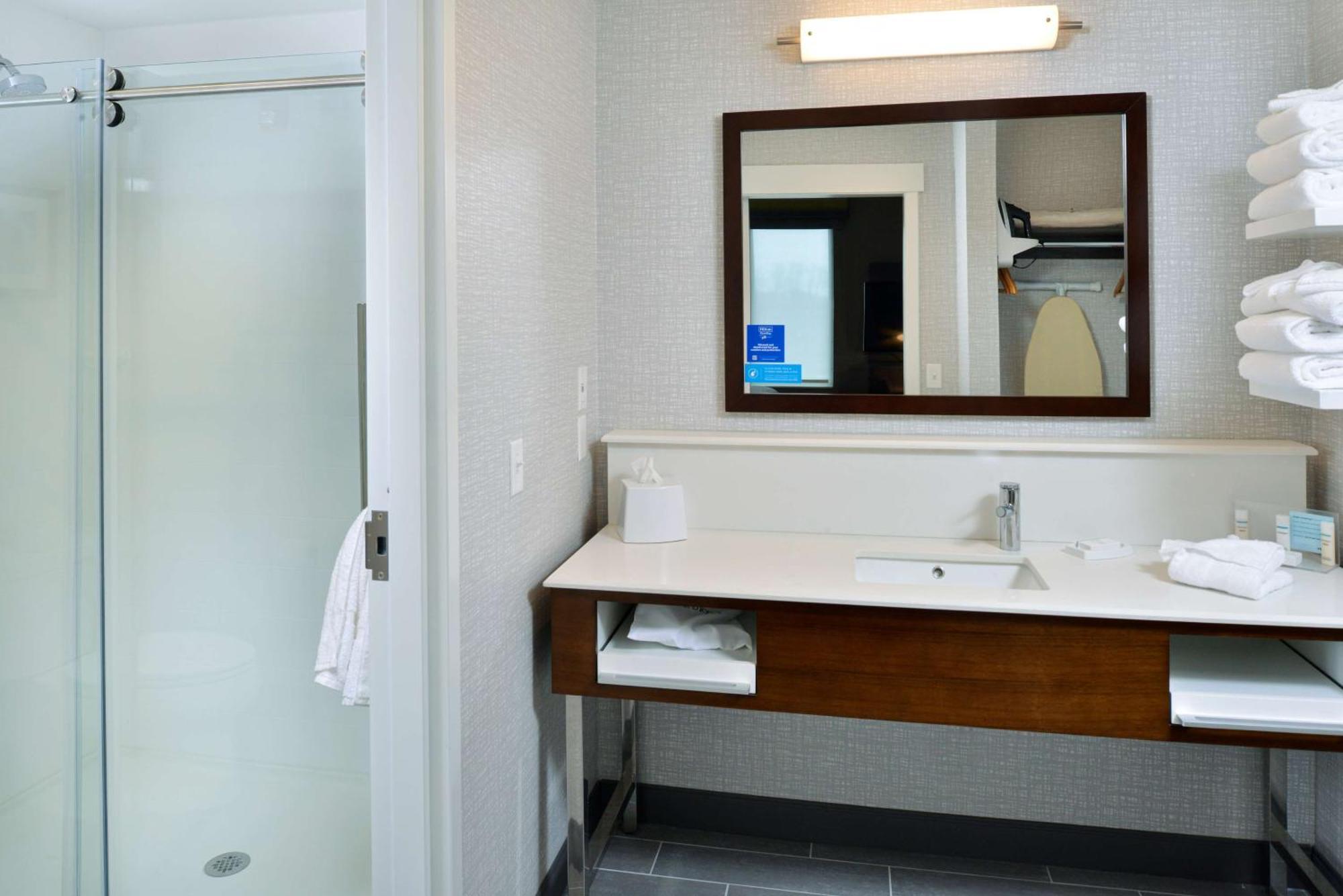 Hampton Inn & Suites Adrian, Mi Exterior foto